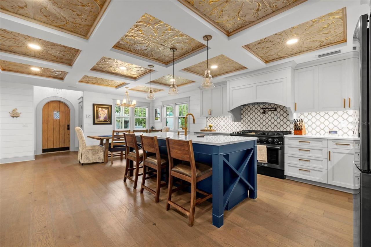 2420 14th Street N, Saint Petersburg, FL 33704 Photo