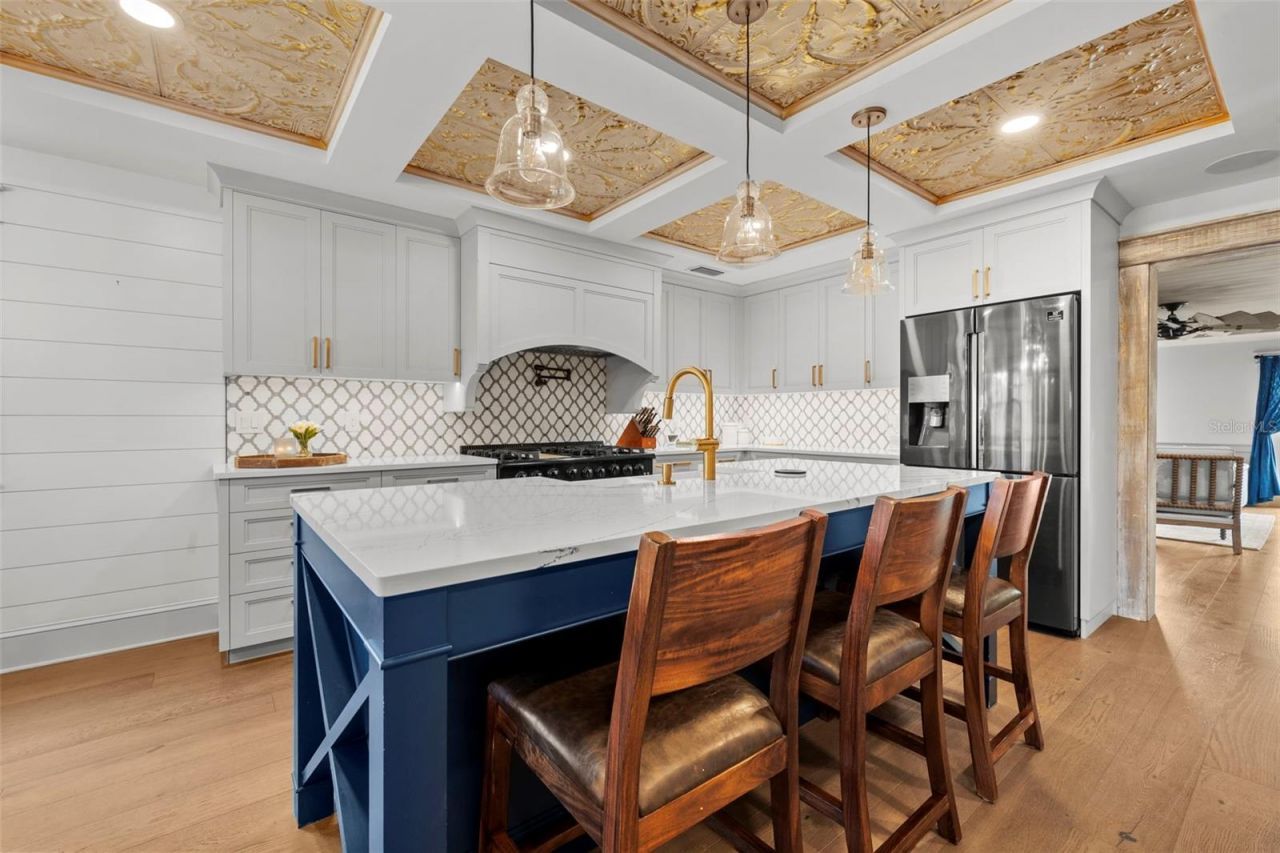 2420 14th Street N, Saint Petersburg, FL 33704 Photo