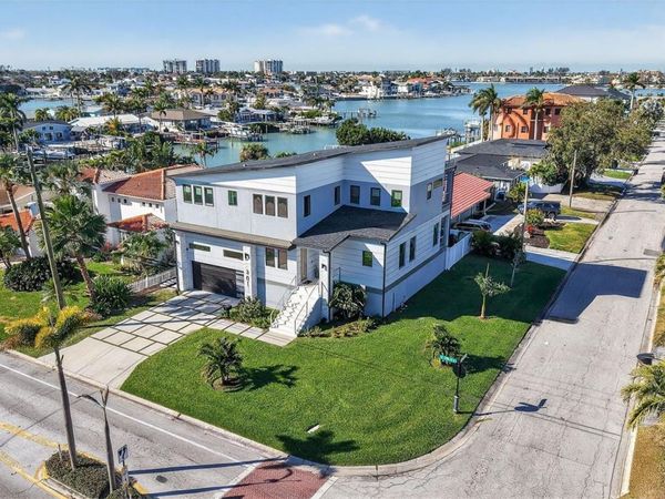 301 79TH STREET S, ST PETERSBURG, FL 33707