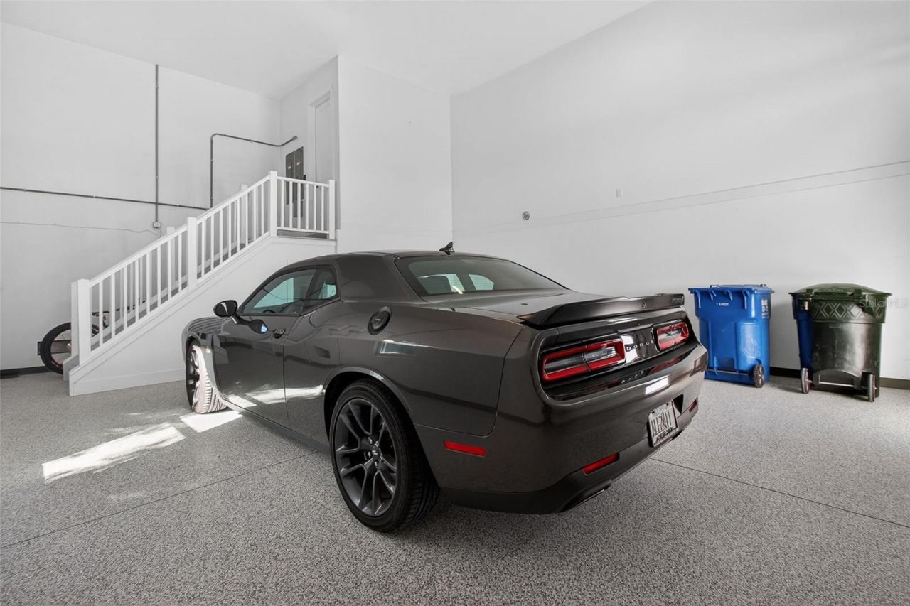 301 79th Street S, Saint Petersburg, FL 33707 Photo