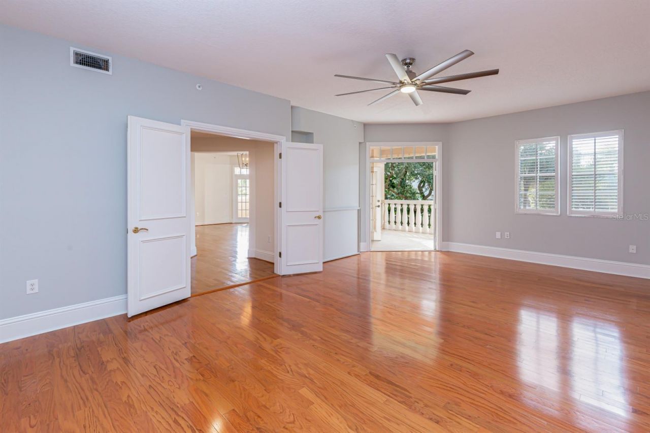 147 S Interlachen Avenue, Unit 202, Winter Park, FL 32789 Photo