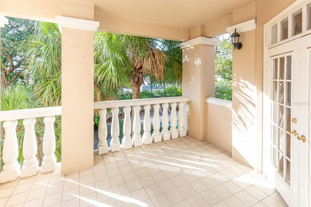 147 S Interlachen Avenue, Unit 202, Winter Park, FL 32789 Photo