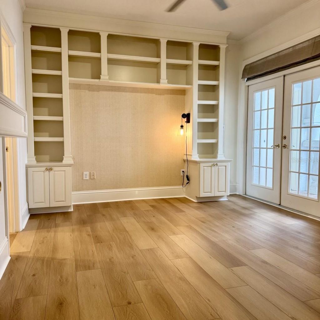 147 S Interlachen Avenue, Unit 202, Winter Park, FL 32789 Photo