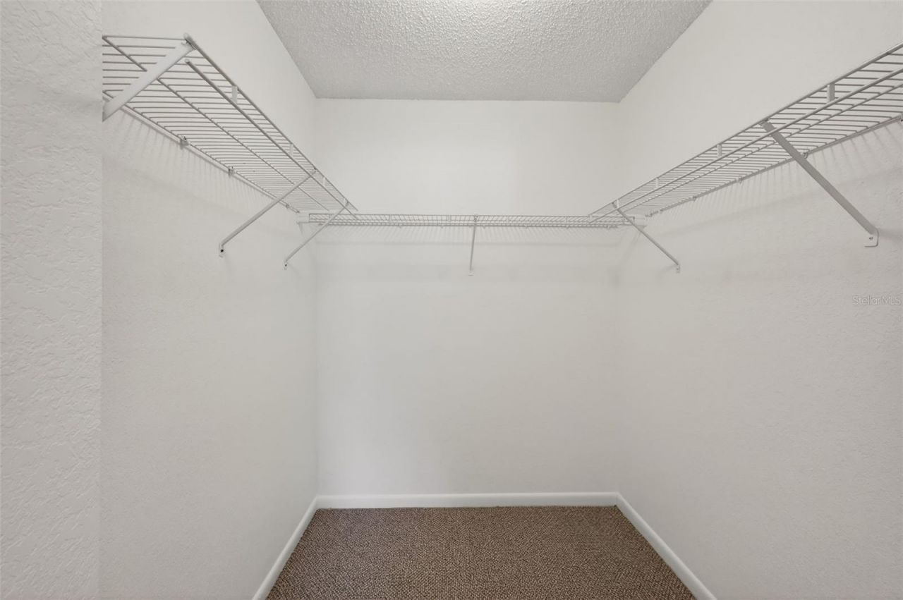 484 Santa Cruz Place Ne, Unit G, Saint Petersburg, FL 33703 Photo