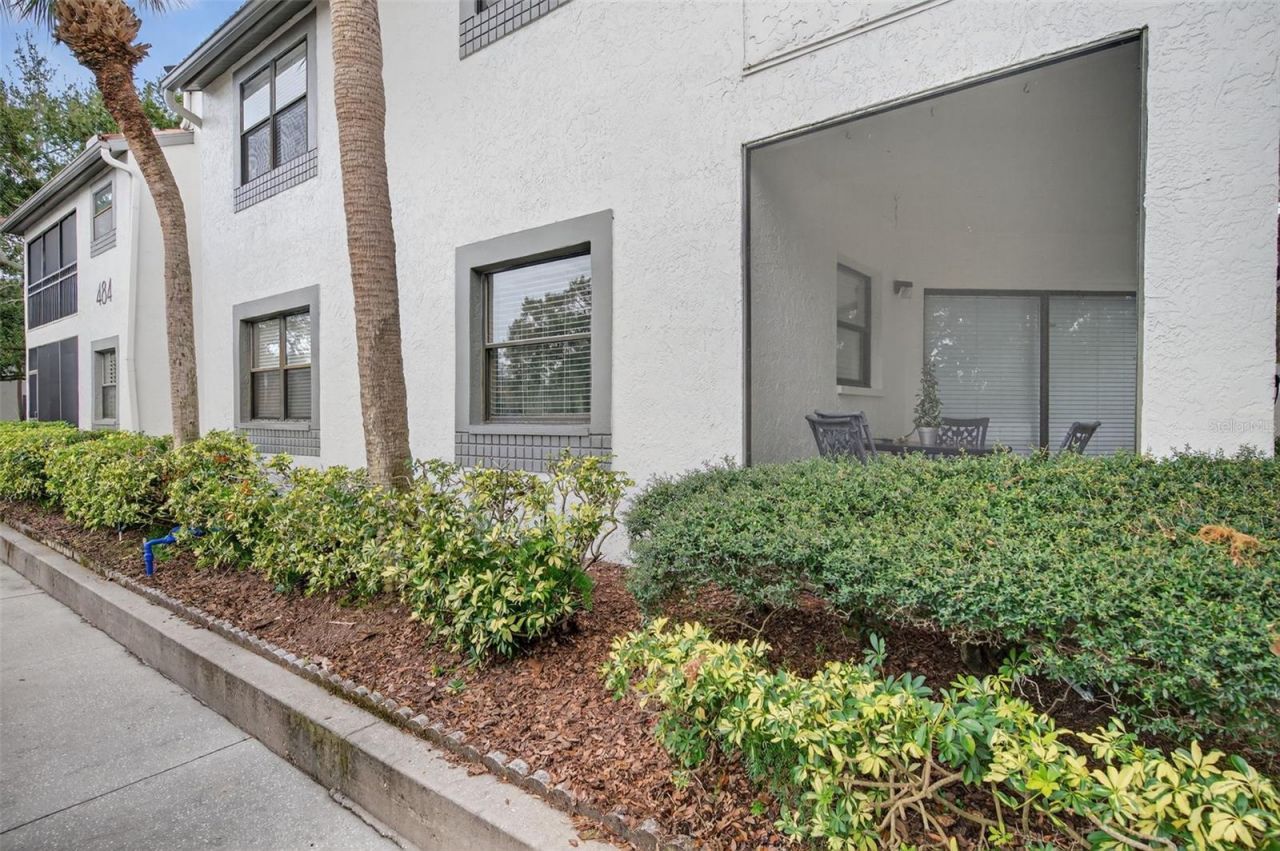 484 Santa Cruz Place Ne, Unit G, Saint Petersburg, FL 33703 Photo