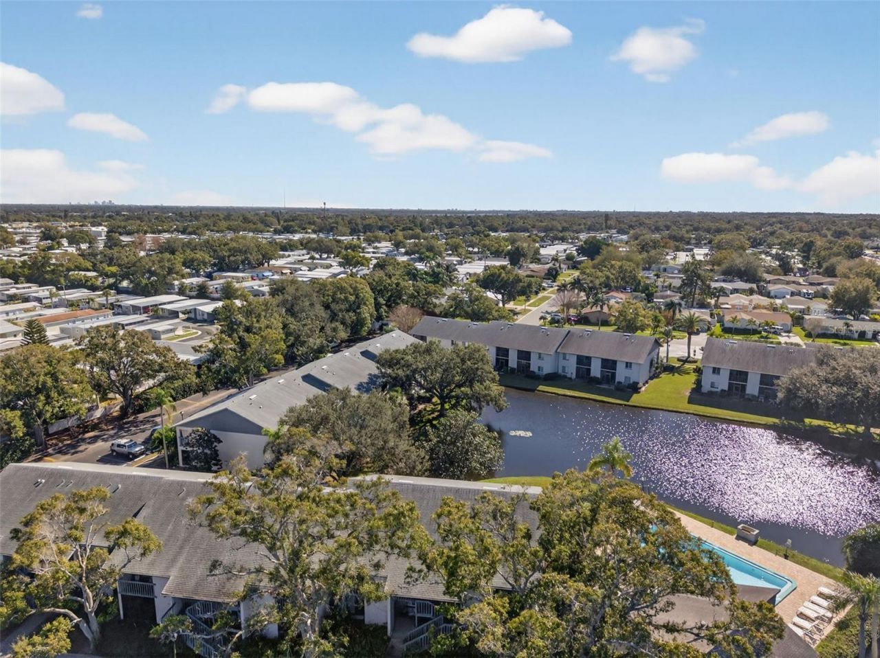 484 Santa Cruz Place Ne, Unit G, Saint Petersburg, FL 33703 Photo