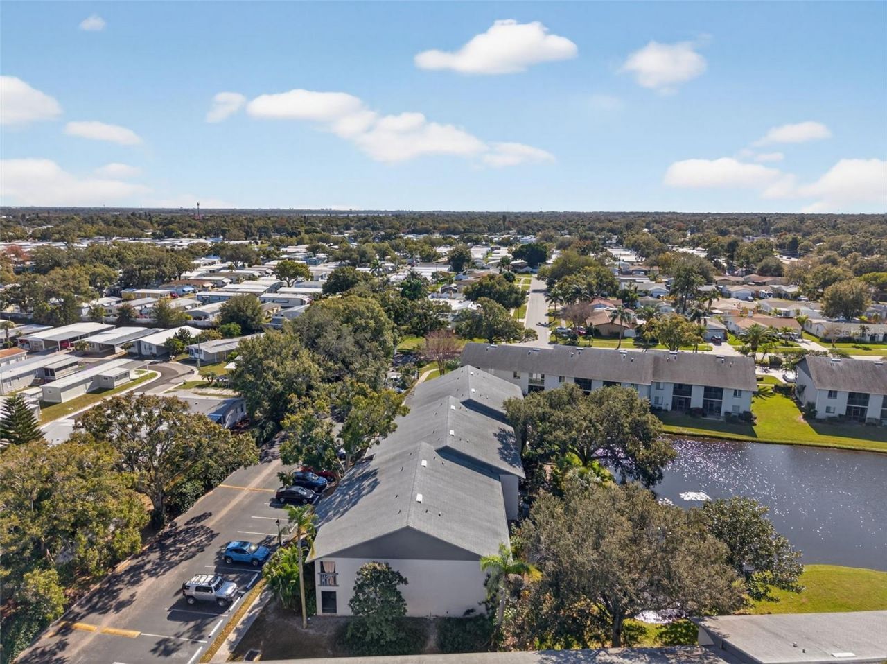 484 Santa Cruz Place Ne, Unit G, Saint Petersburg, FL 33703 Photo