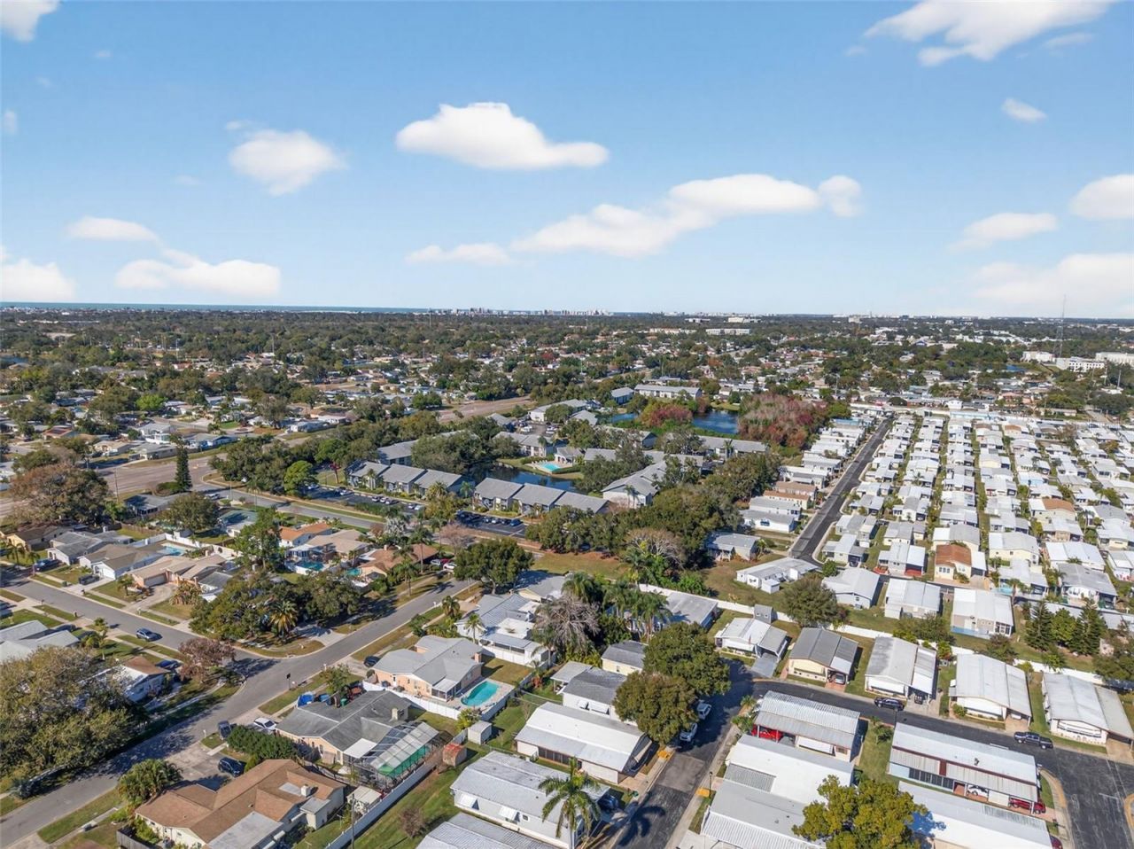 484 Santa Cruz Place Ne, Unit G, Saint Petersburg, FL 33703 Photo