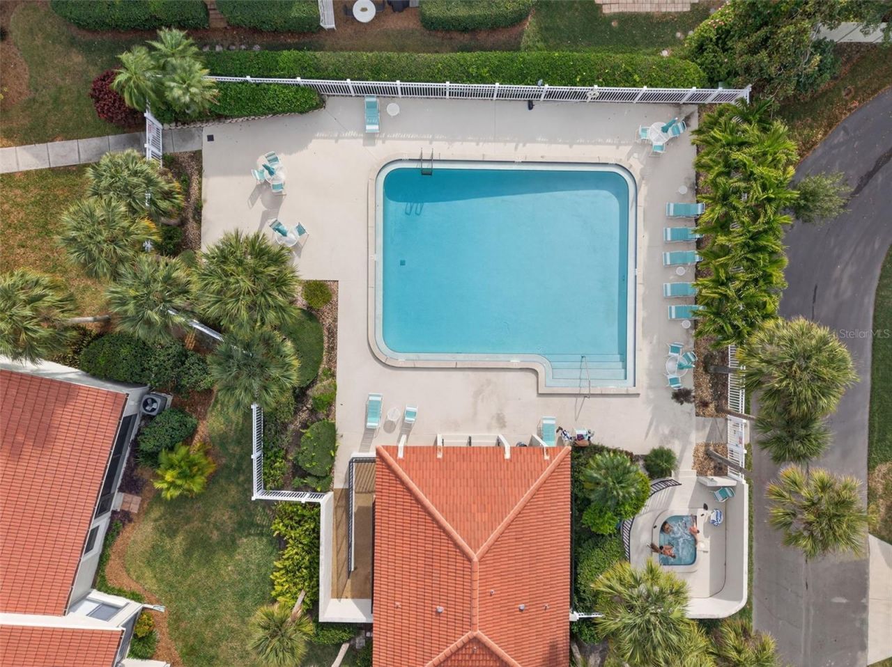 484 Santa Cruz Place Ne, Unit G, Saint Petersburg, FL 33703 Photo