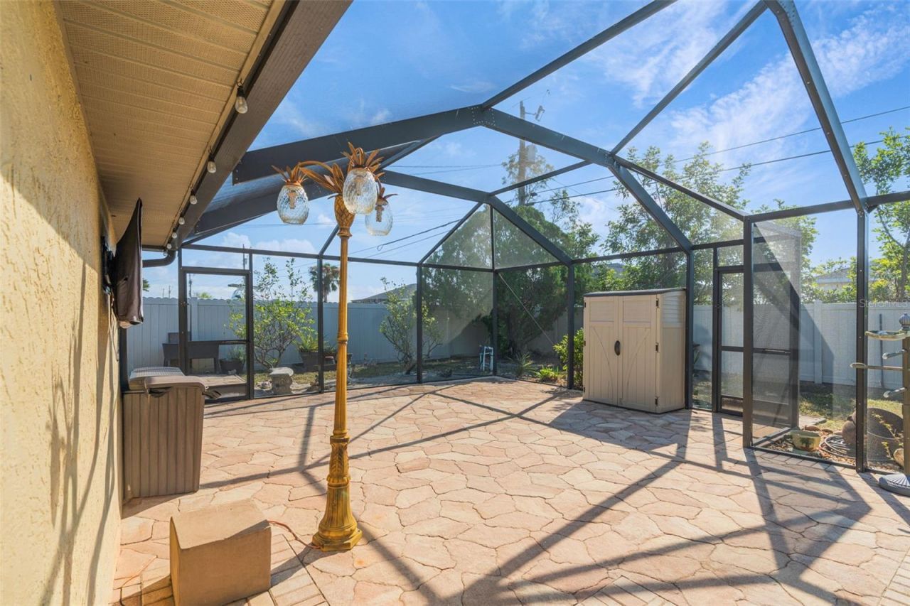 322 NE 29th Terrace, Cape Coral, FL 33909 Photo