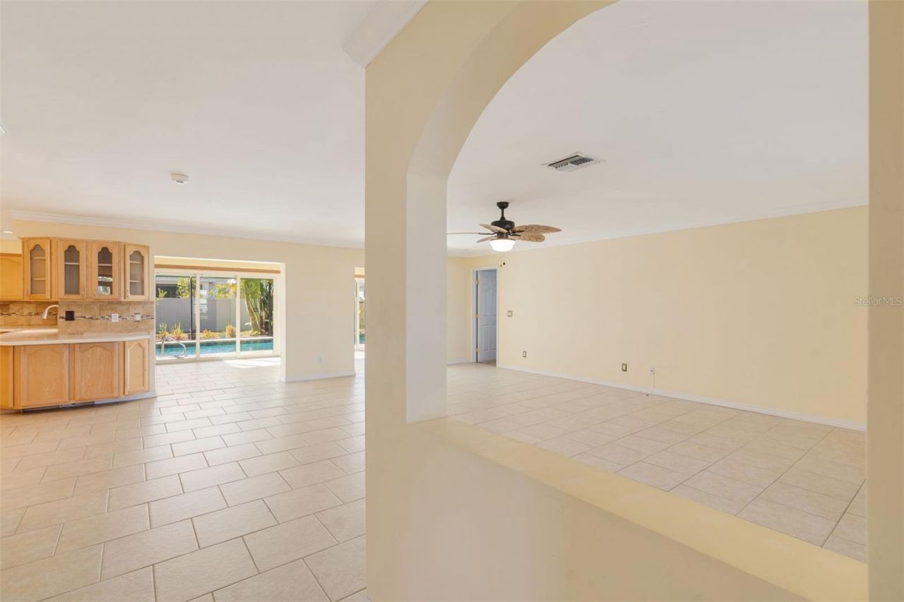 322 NE 29th Terrace, Cape Coral, FL 33909 Photo