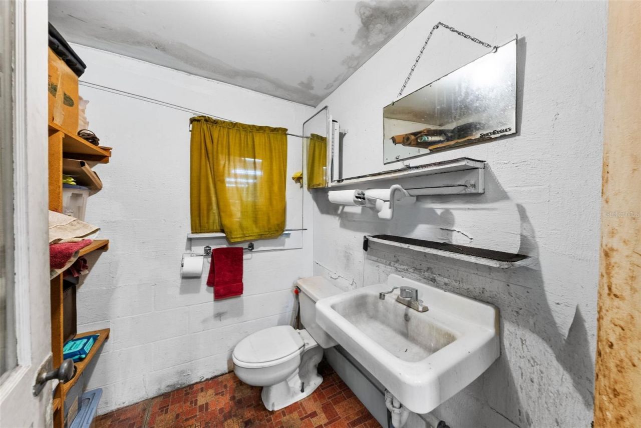 6600 Haines Road N, Saint Petersburg, FL 33702 Photo