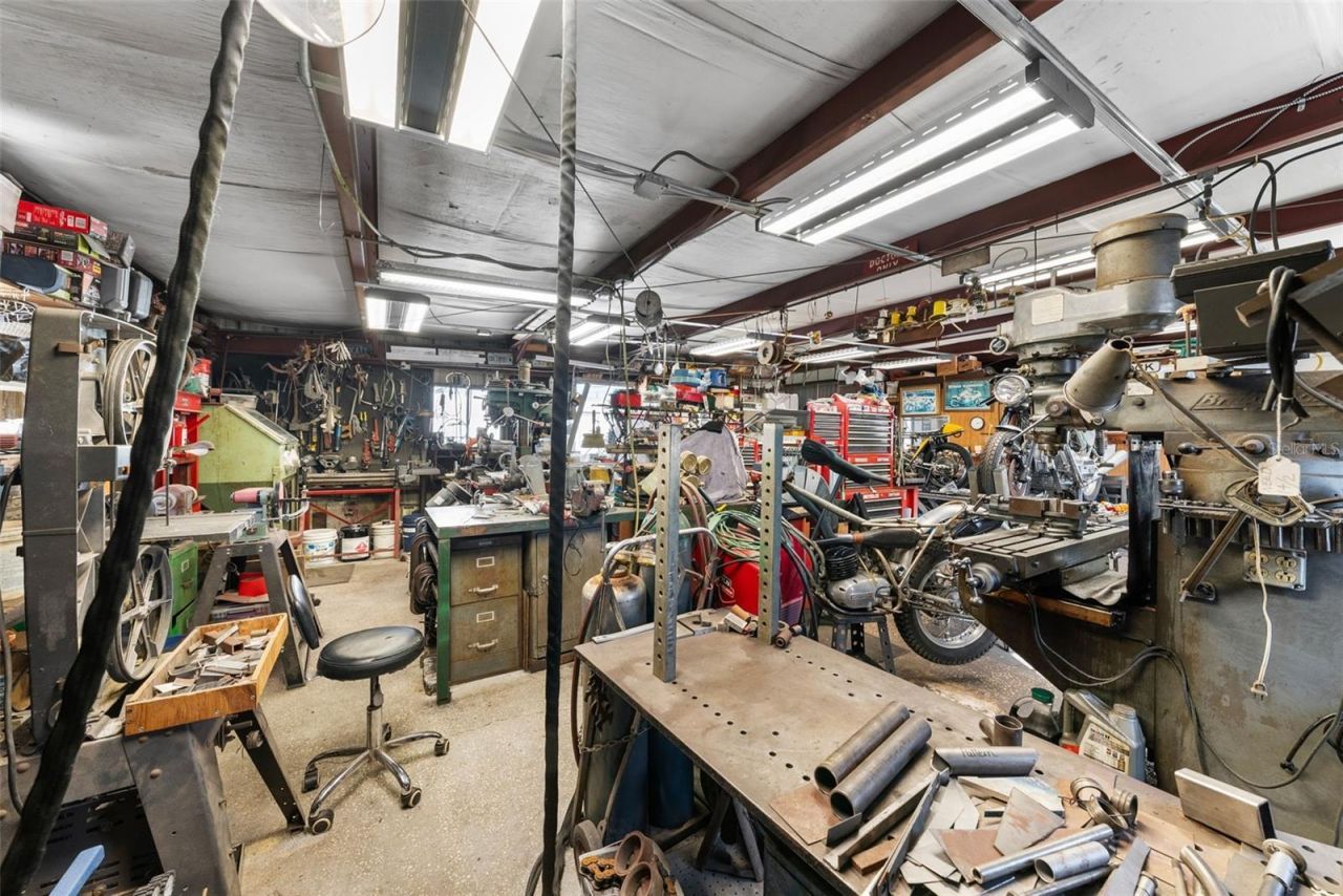 6600 Haines Road N, Saint Petersburg, FL 33702 Photo