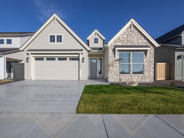 1034 E Escalation St, Meridian, ID 83642