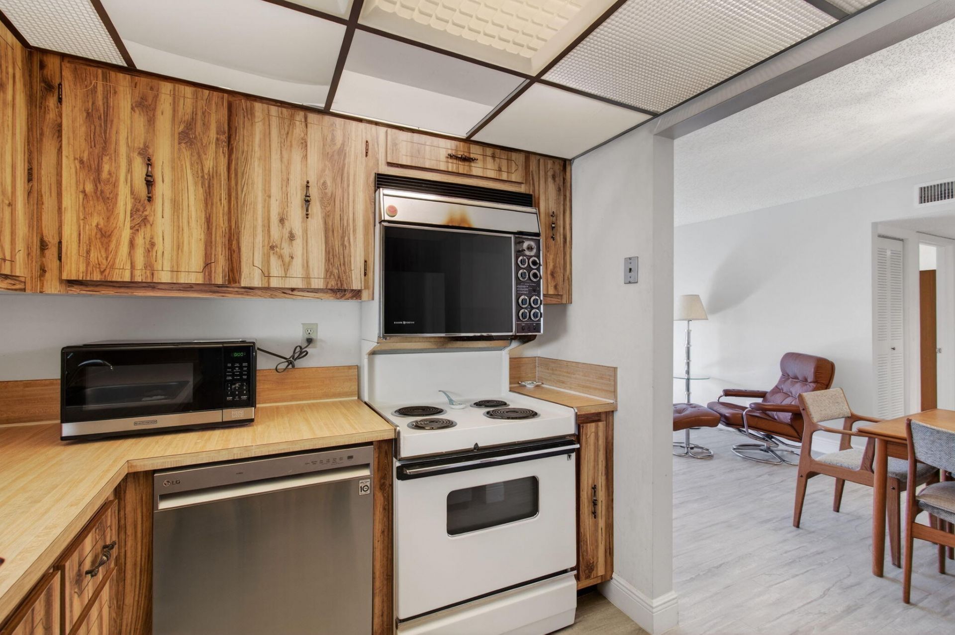 5392 Lakefront Boulevard, Unit A, Delray Beach, FL 33484 Photo