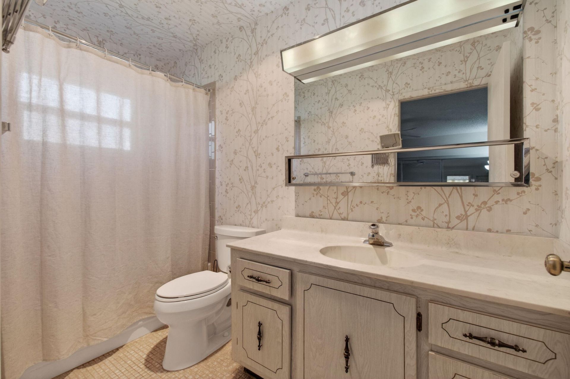 5392 Lakefront Boulevard, Unit A, Delray Beach, FL 33484 Photo