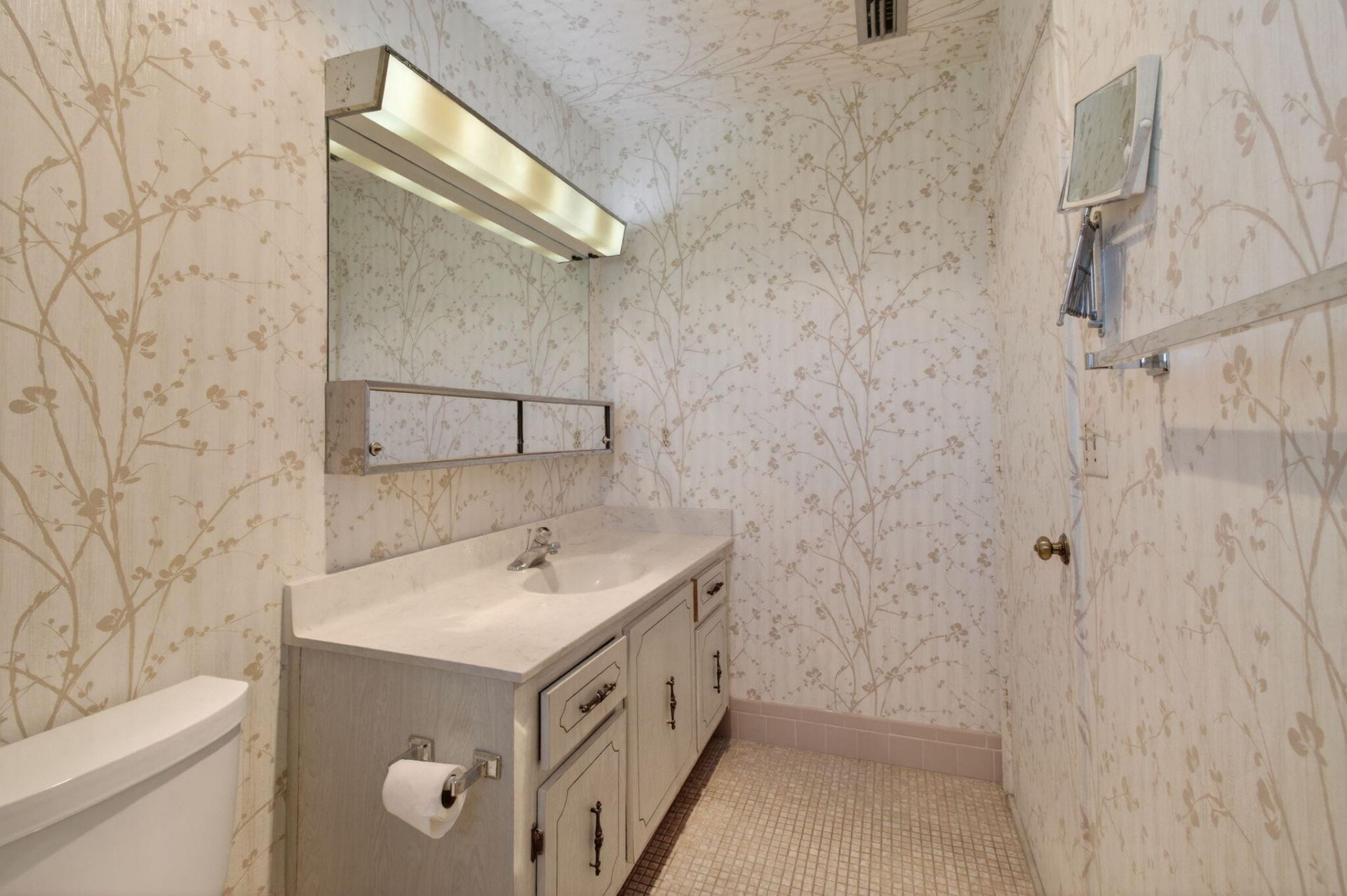 5392 Lakefront Boulevard, Unit A, Delray Beach, FL 33484 Photo