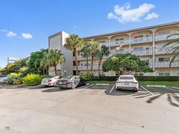 3204 Portofino Point, Unit H2, Coconut Creek, FL 33066