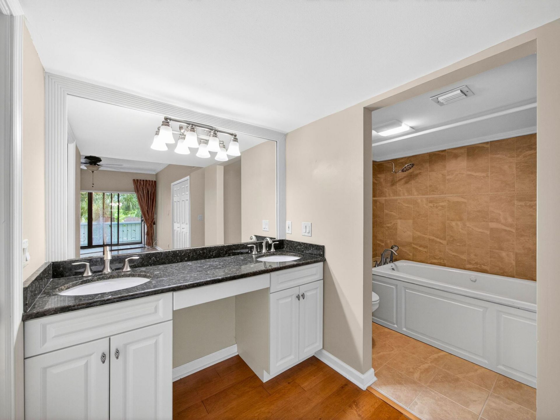 1660 Twelve Oaks Way, Unit 303, North Palm Beach, FL 33408 Photo