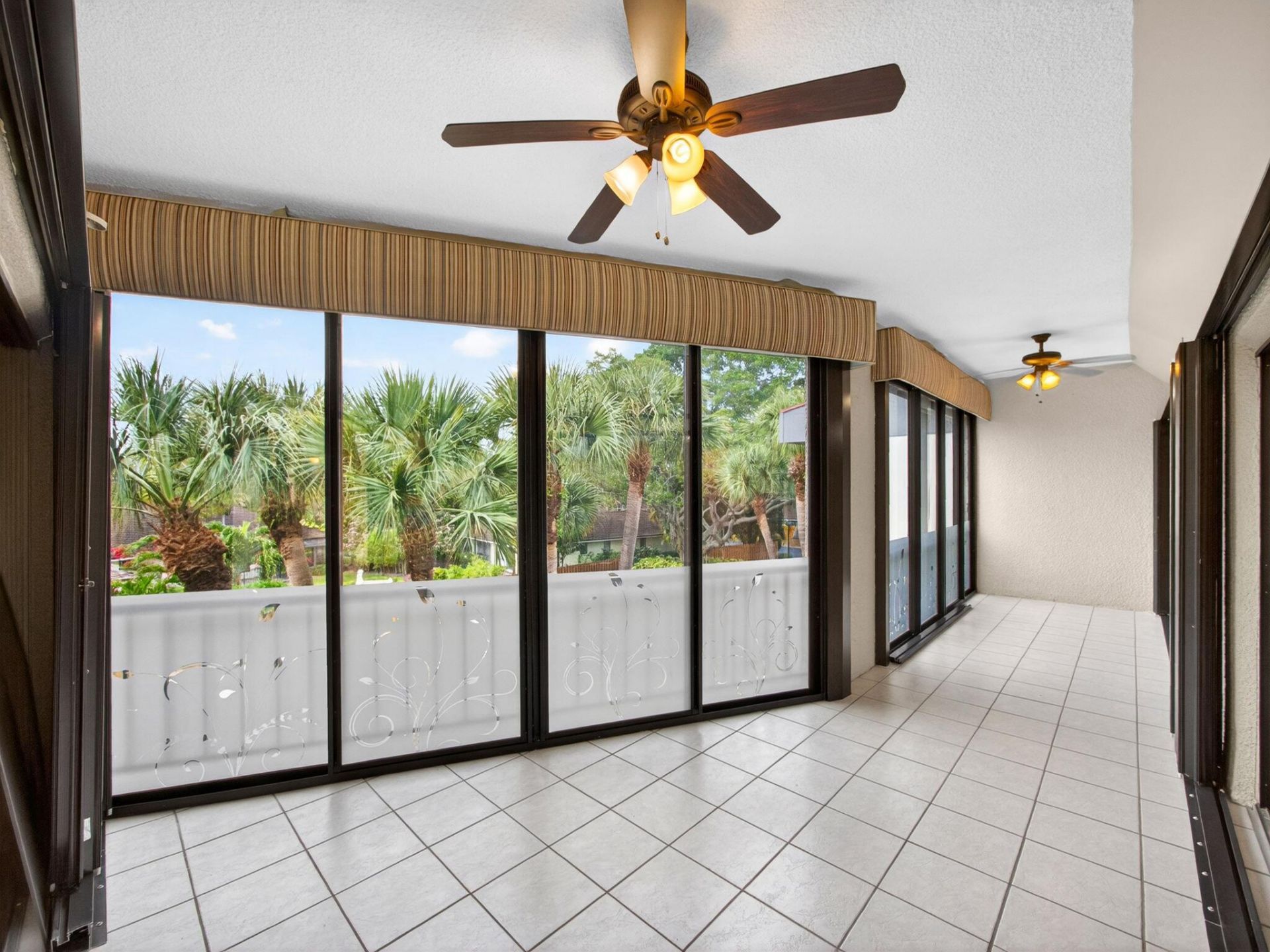 1660 Twelve Oaks Way, Unit 303, North Palm Beach, FL 33408 Photo