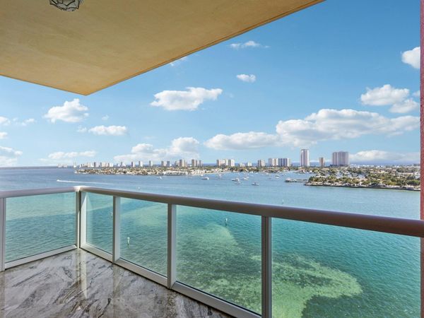 2640 Lake Shore Drive, Unit 1510, Riviera Beach, FL 33404