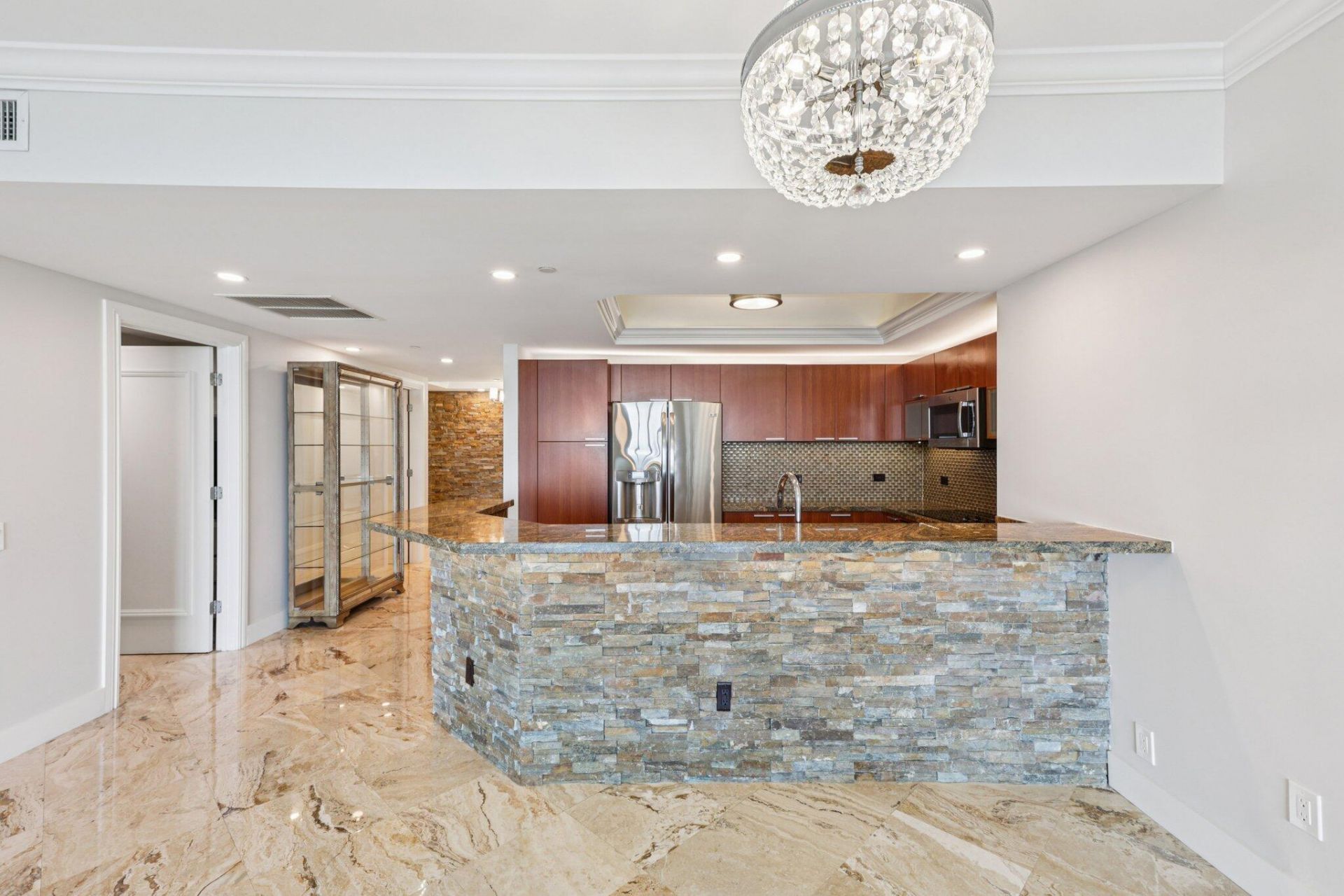 2640 Lake Shore Drive, Unit 1510, Riviera Beach, FL 33404 Photo