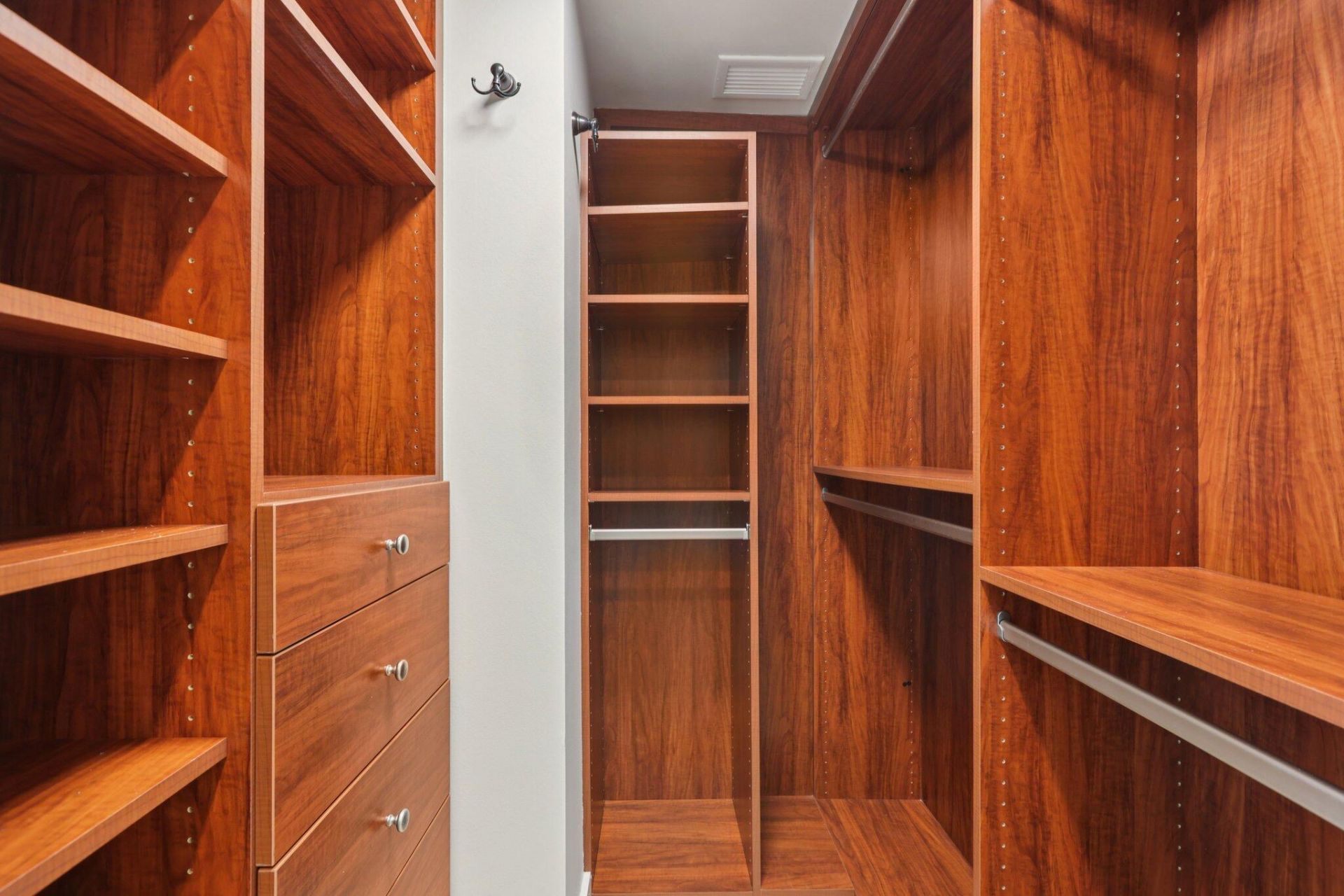 2640 Lake Shore Drive, Unit 1510, Riviera Beach, FL 33404 Photo