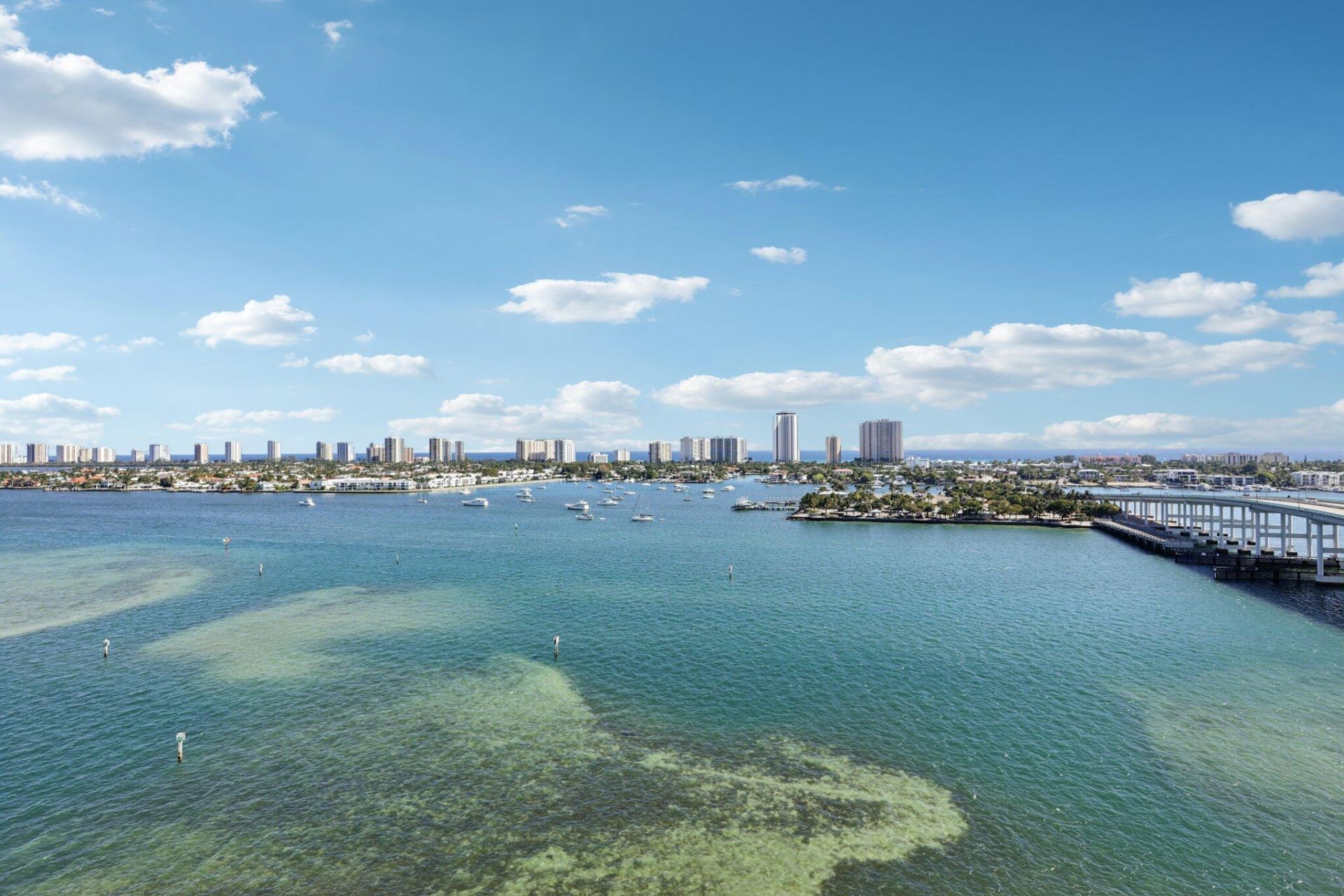 2640 Lake Shore Drive, Unit 1510, Riviera Beach, FL 33404 Photo