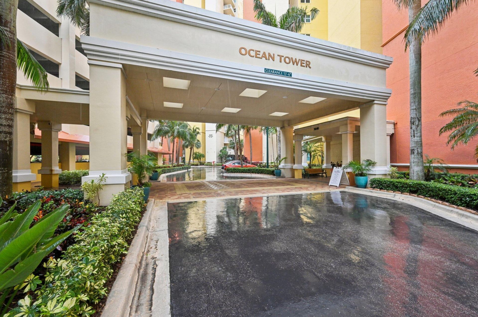 2640 Lake Shore Drive, Unit 1510, Riviera Beach, FL 33404 Photo