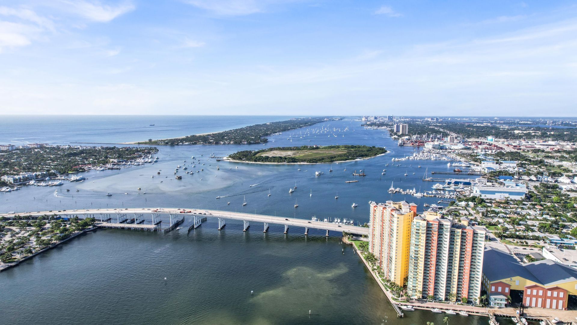 2640 Lake Shore Drive, Unit 1510, Riviera Beach, FL 33404 Photo