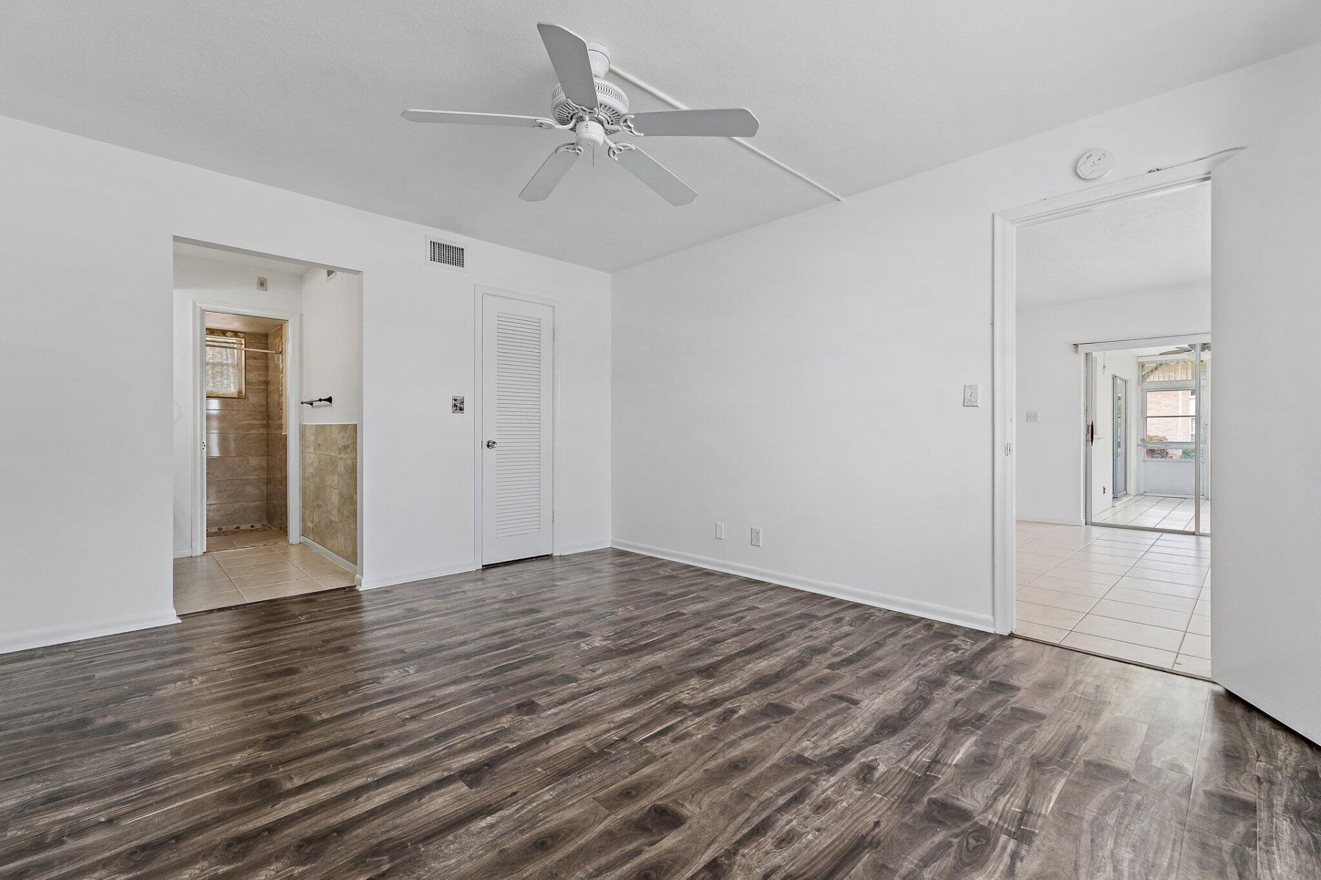 5570 Tamberlane Circle, Unit 131, Palm Beach Gardens, FL 33418 Photo