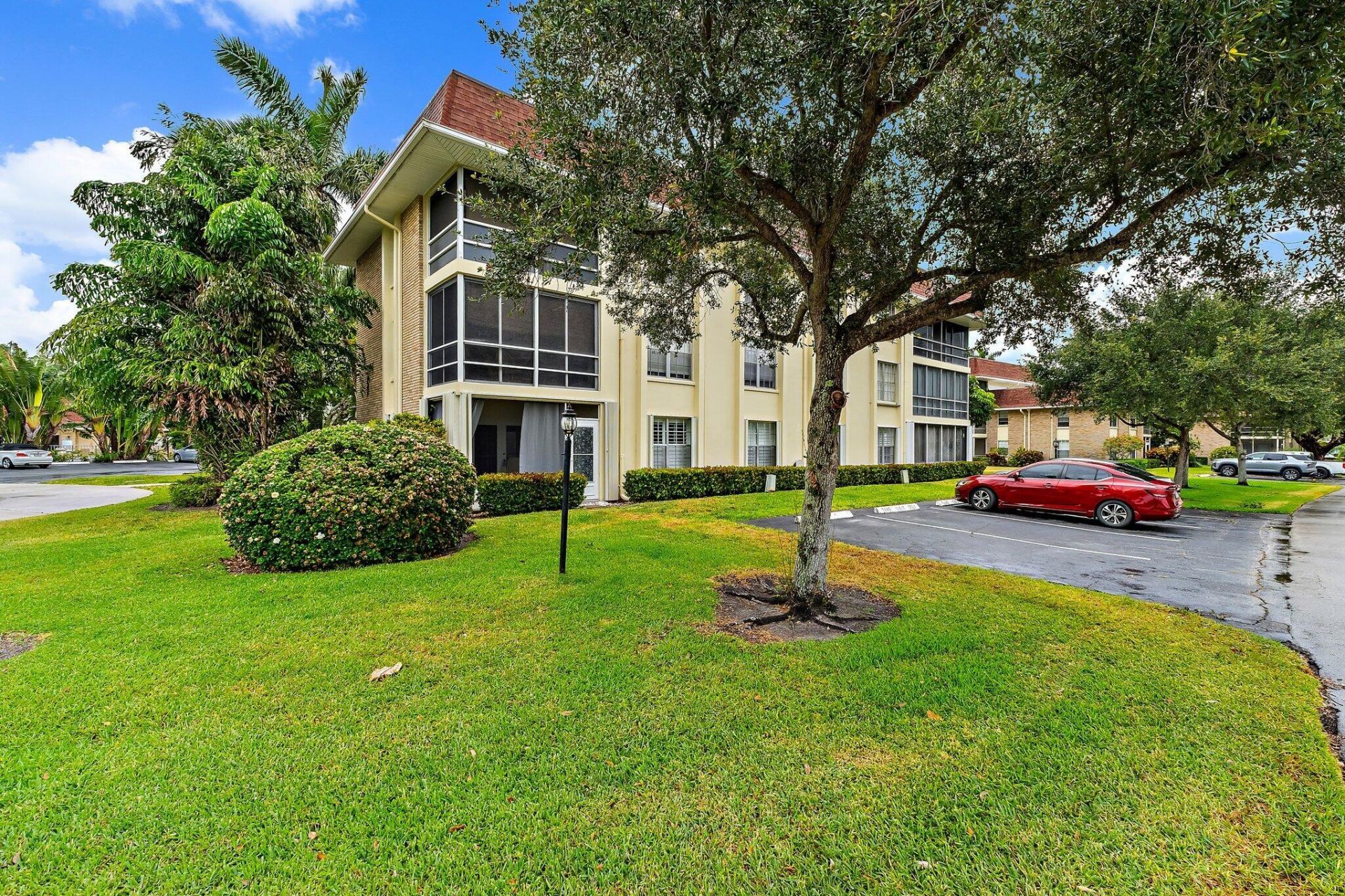 5570 Tamberlane Circle, Unit 131, Palm Beach Gardens, FL 33418 Photo