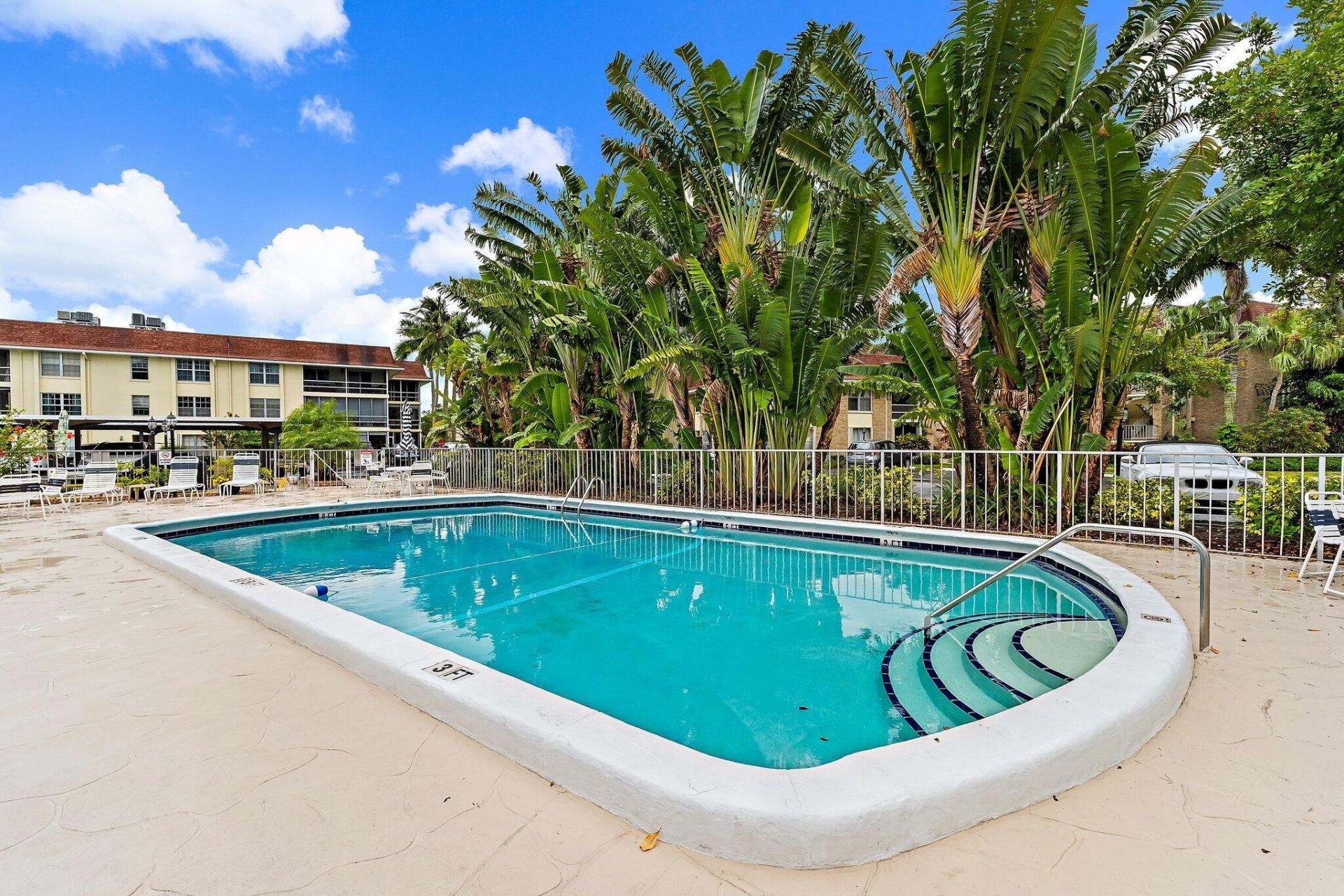 5570 Tamberlane Circle, Unit 131, Palm Beach Gardens, FL 33418 Photo