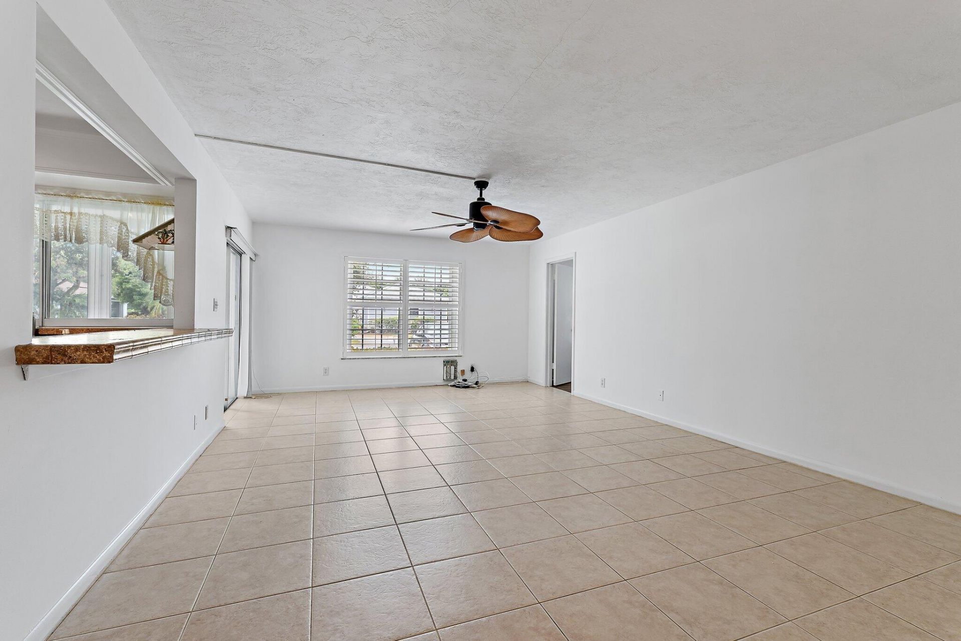 5570 Tamberlane Circle, Unit 131, Palm Beach Gardens, FL 33418 Photo