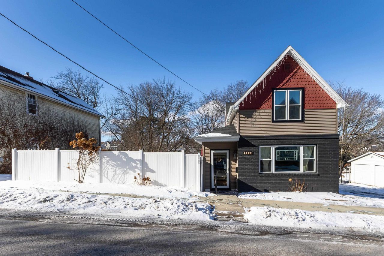 2249 Harold Street, Dubuque, IA 52001 Main Photo