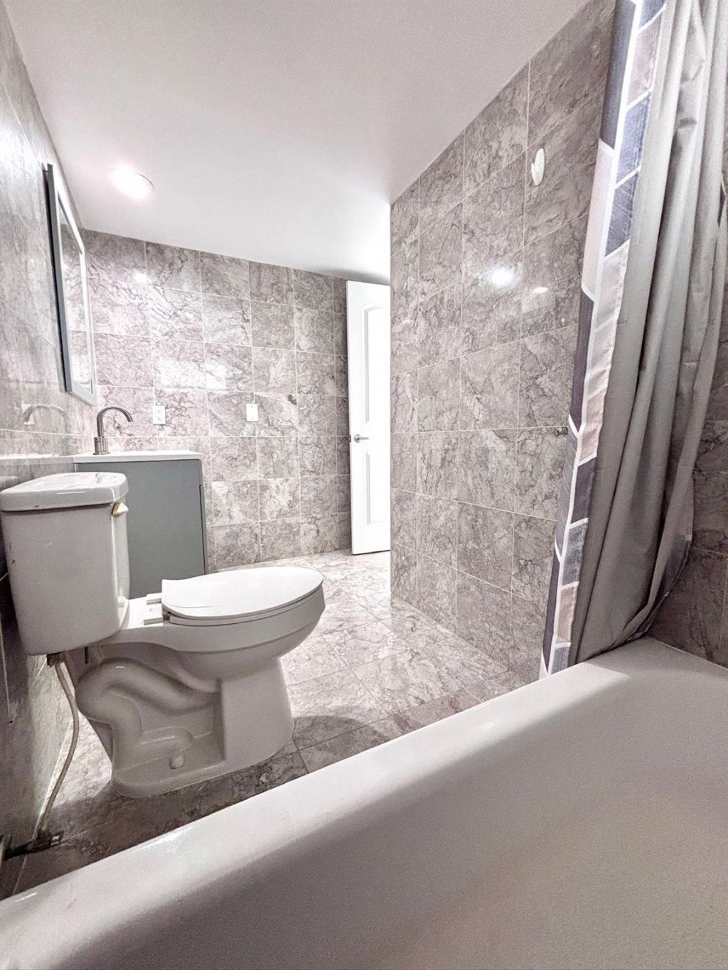 1407 NE 56th Street, Unit 315, Fort Lauderdale, FL 33334 Photo