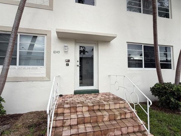 8345 Byron Ave , Unit 3, Miami Beach, FL 33141