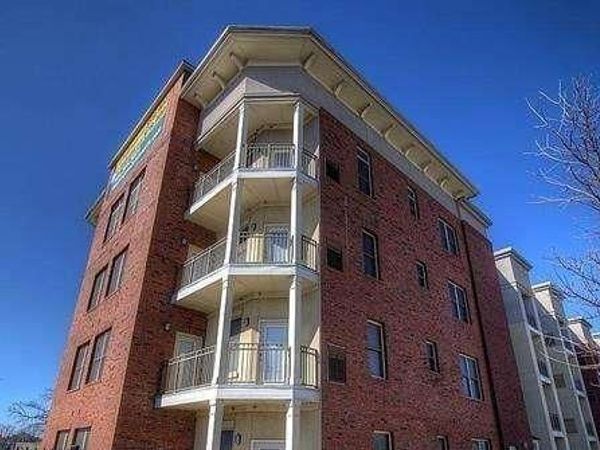 870 Mayson Turner Road, Atlanta, GA 30314