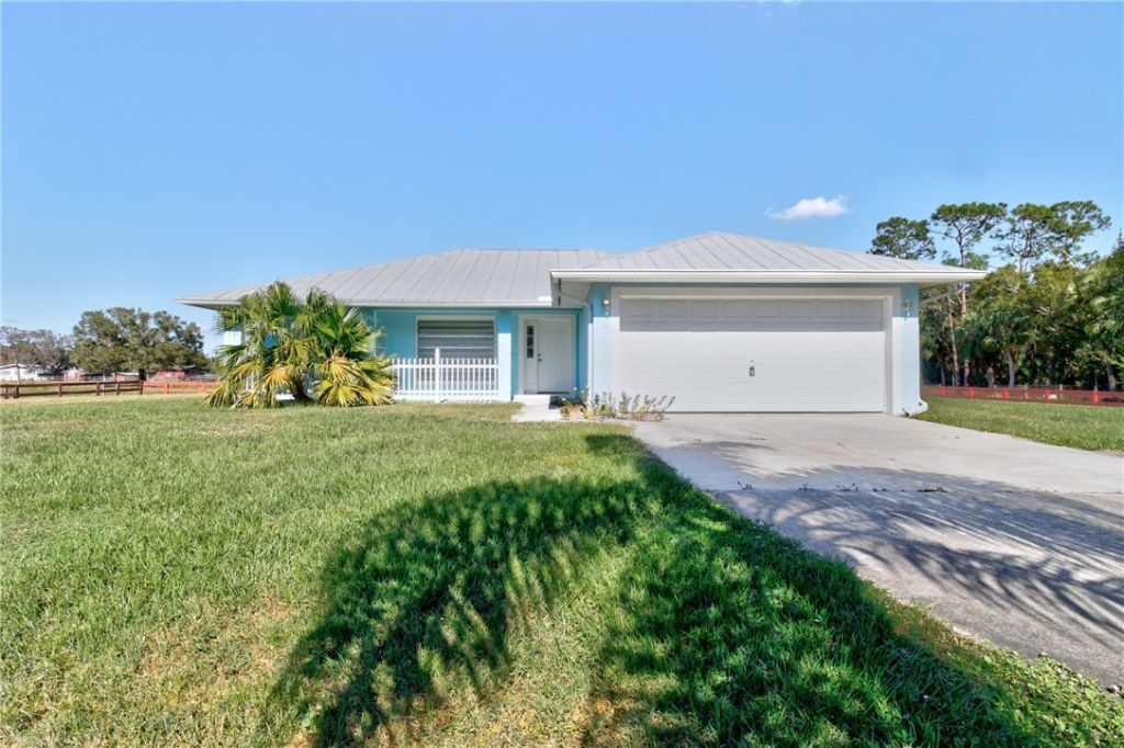 13720 101st Street, Fellsmere, FL 32948 Photo