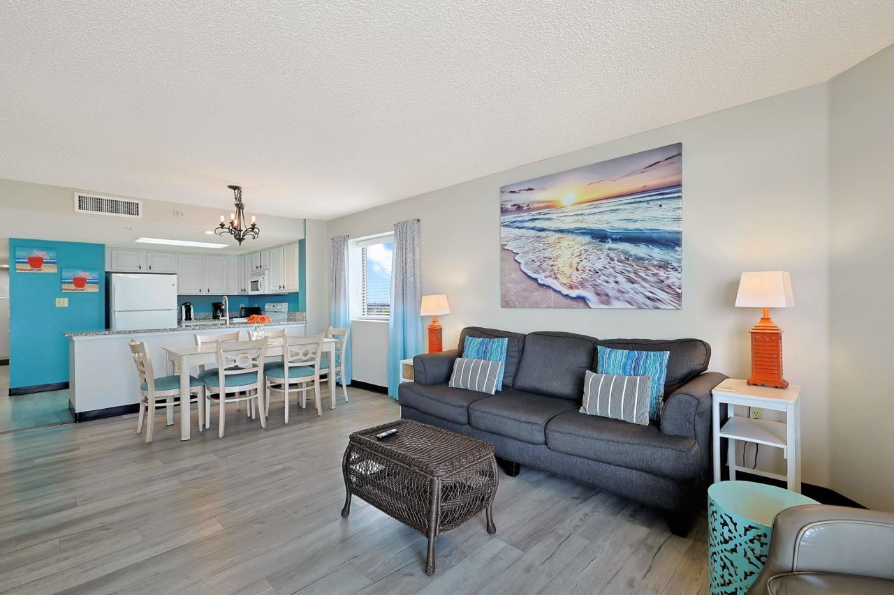 205 74th Ave. N Photo 4