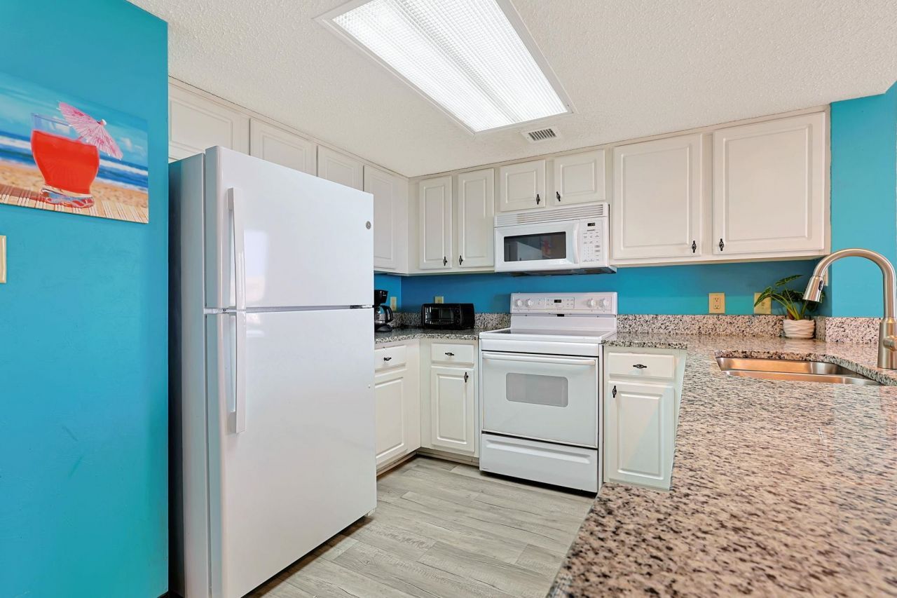 205 74th Ave. N Photo 8