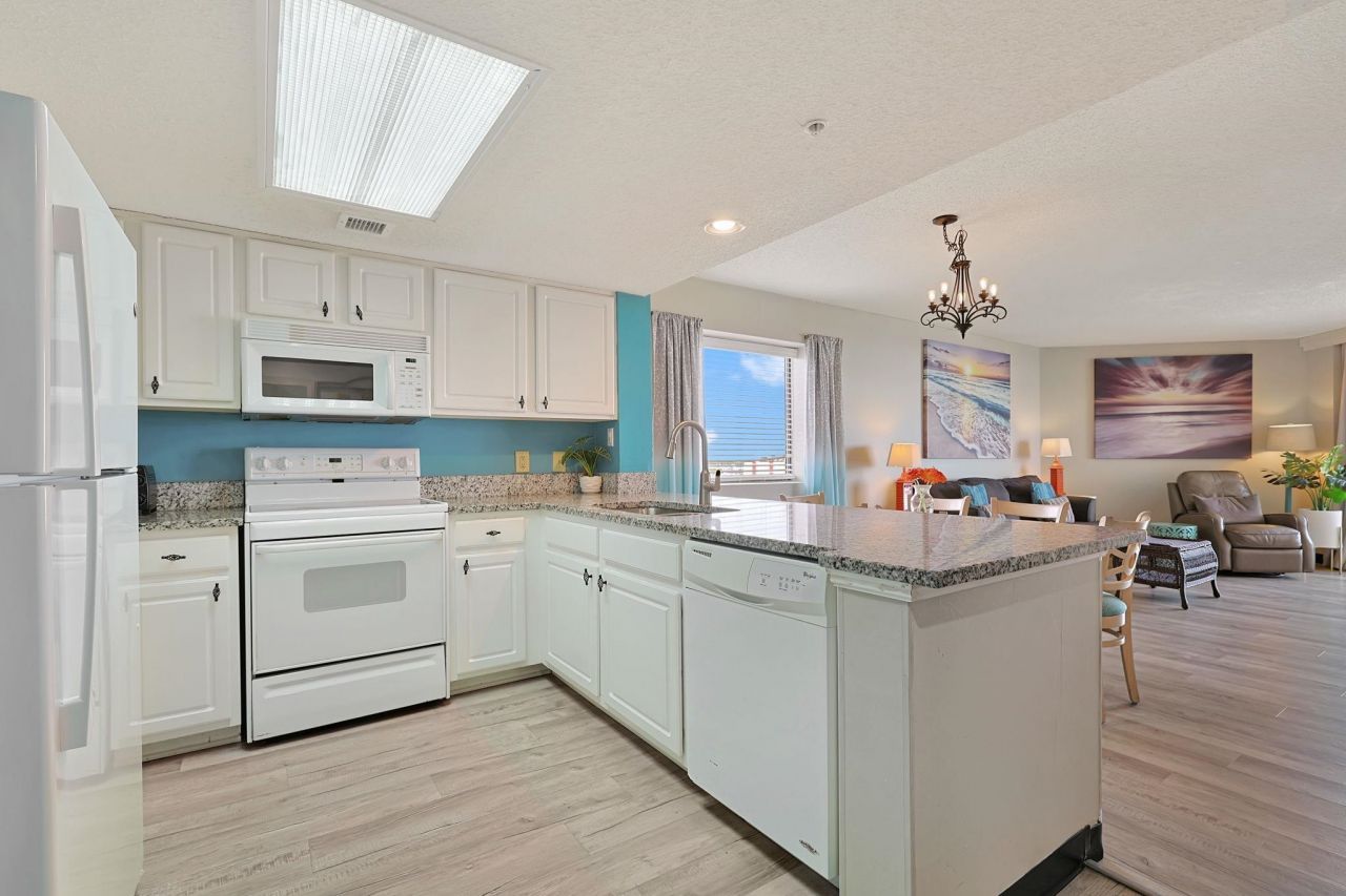 205 74th Ave. N Photo 9