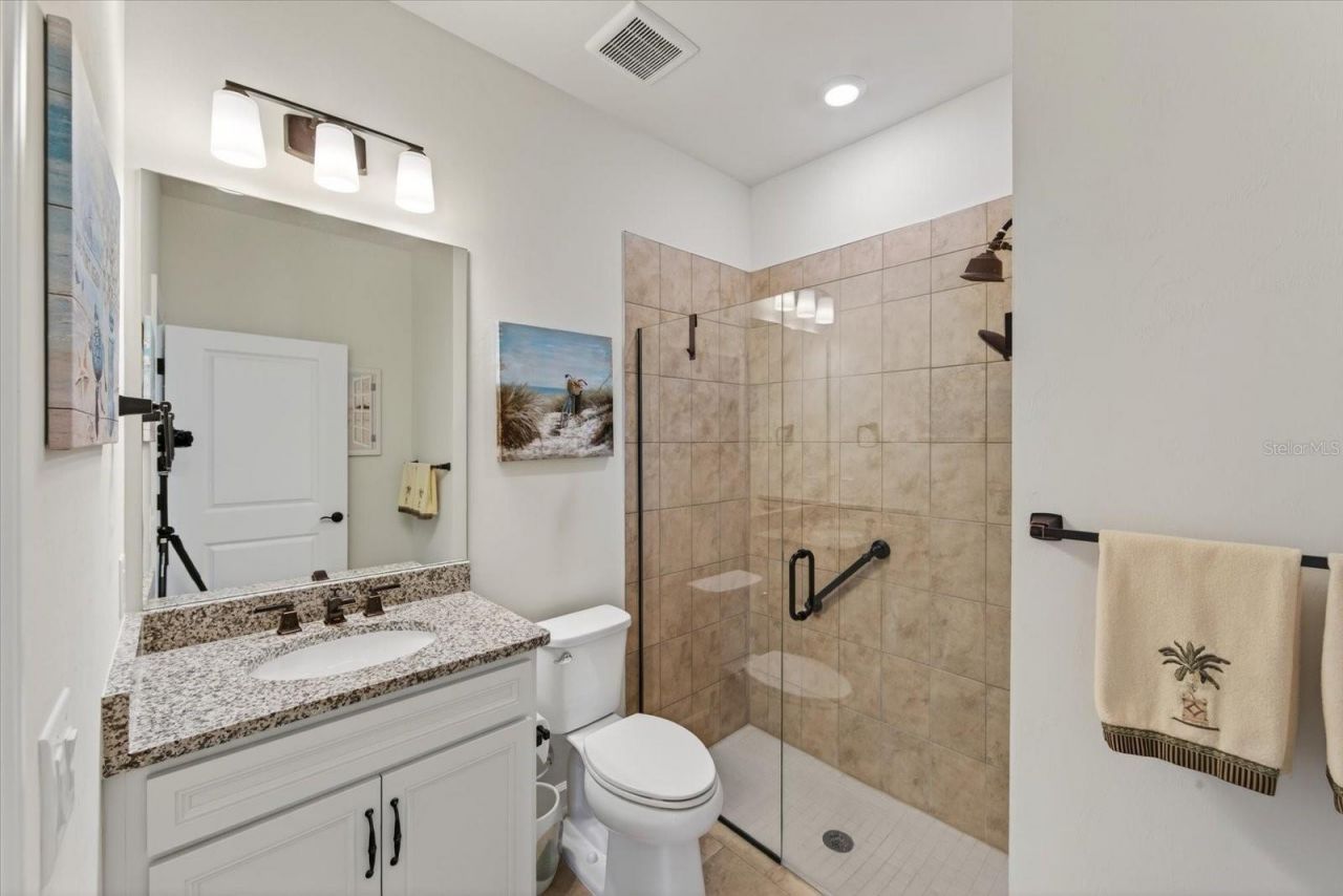 17725 Northwood Pl., Bradenton, FL 34202 Photo