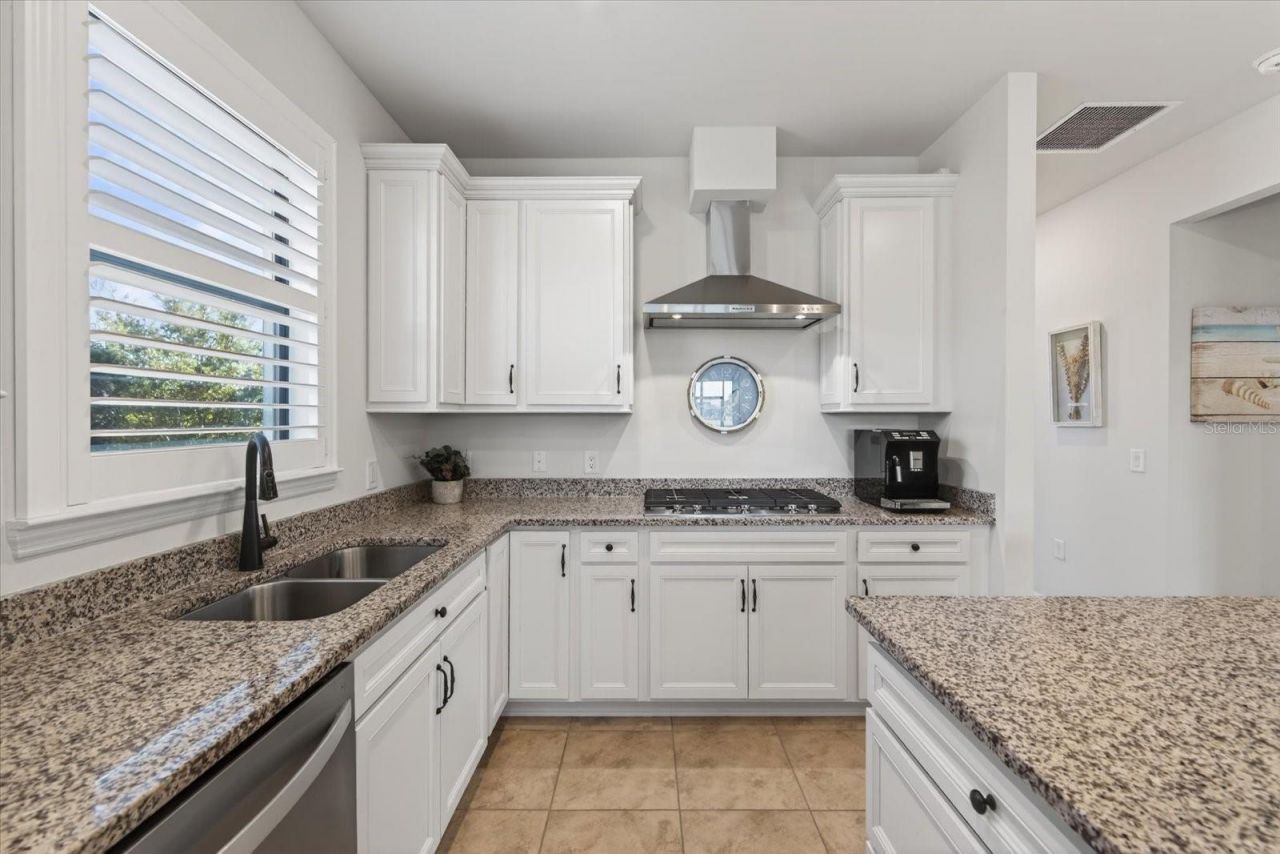 17725 Northwood Pl., Bradenton, FL 34202 Photo