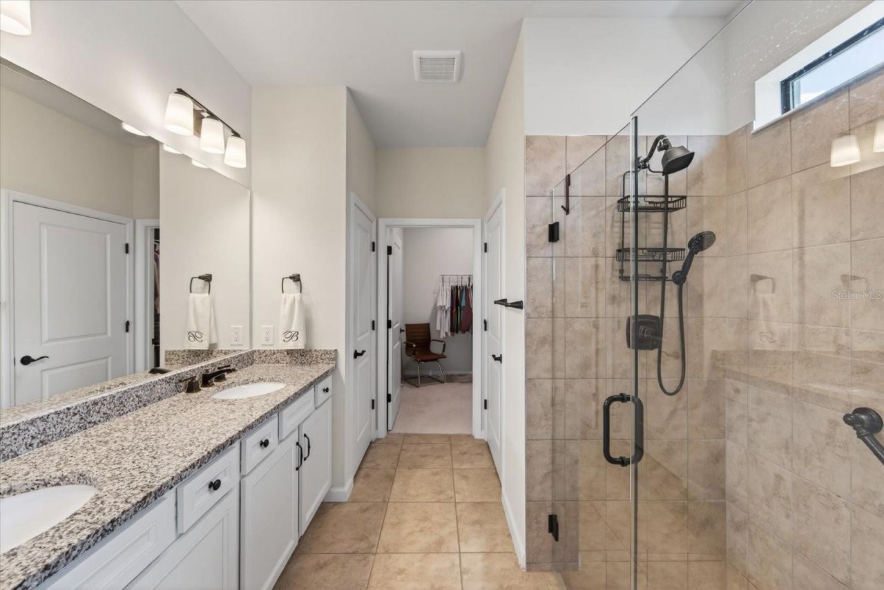 17725 Northwood Pl., Bradenton, FL 34202 Photo