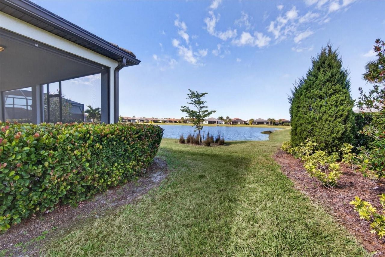 17725 Northwood Pl., Bradenton, FL 34202 Photo