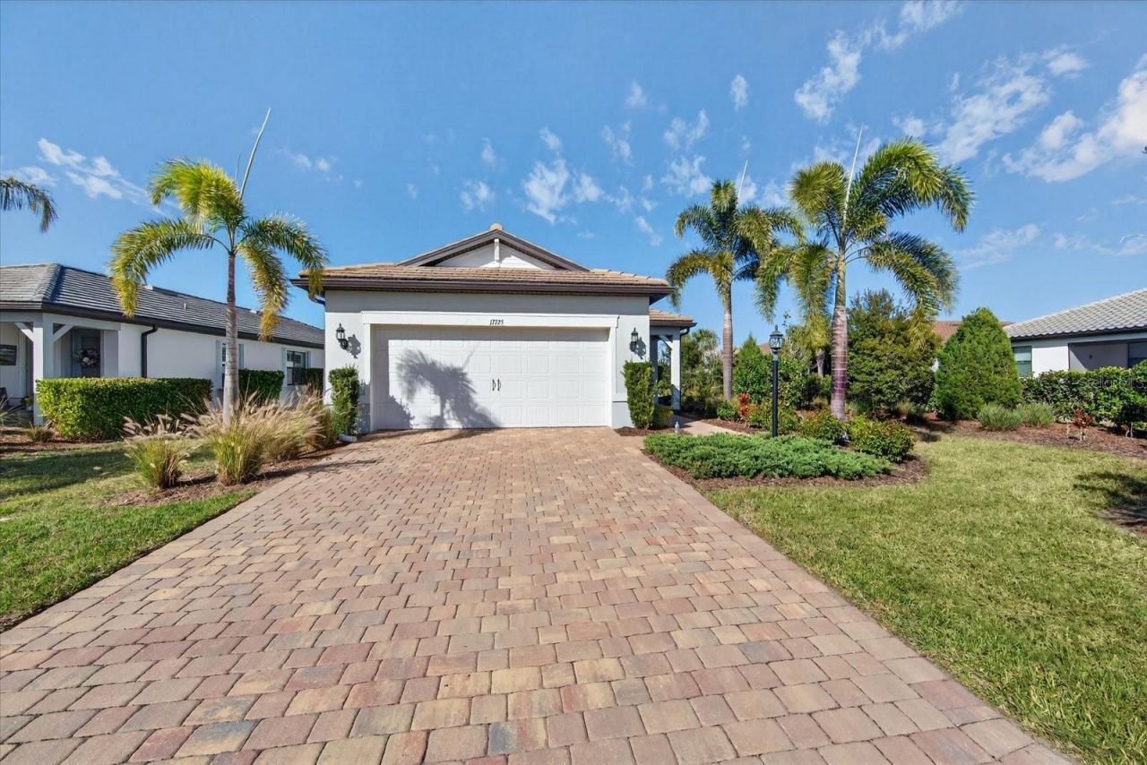 17725 Northwood Pl., Bradenton, FL 34202 Photo