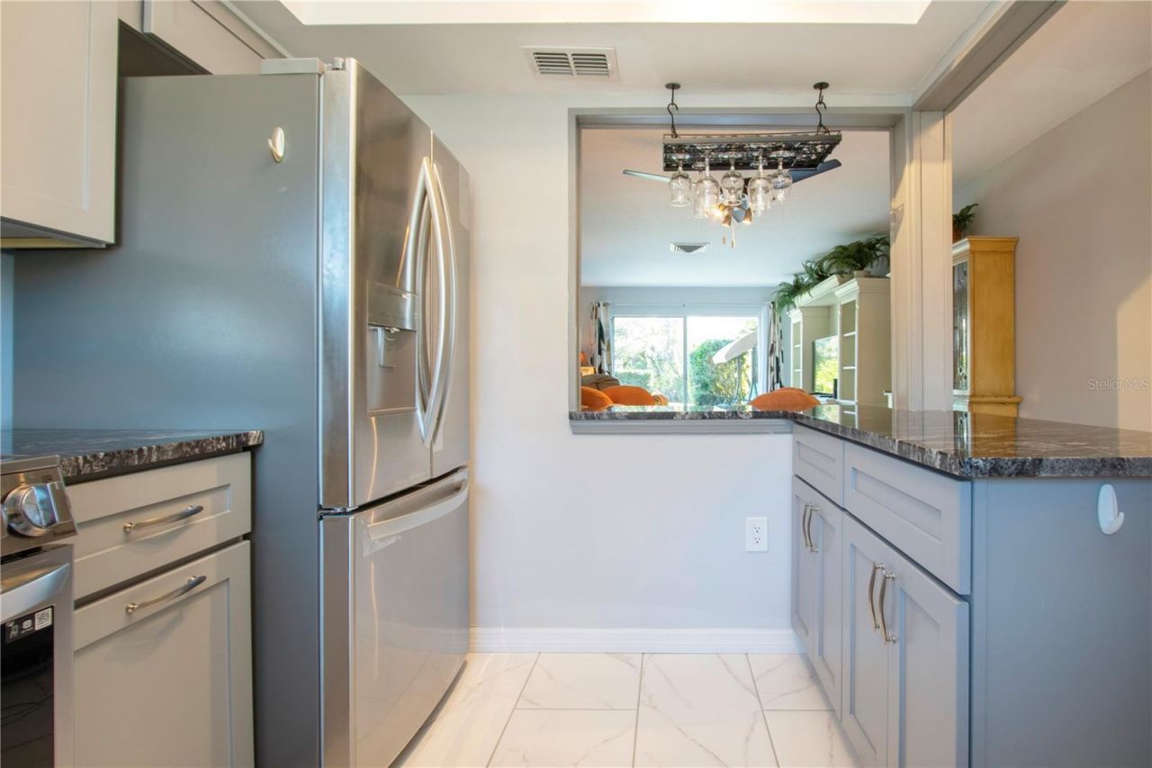 2115 9th Avenue W, Unit 2A, Bradenton, FL 34205 Photo