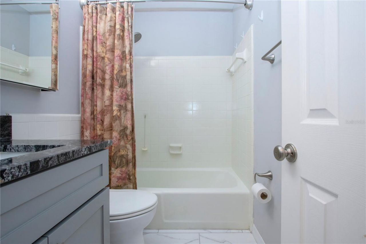 2115 9th Avenue W, Unit 2A, Bradenton, FL 34205 Photo