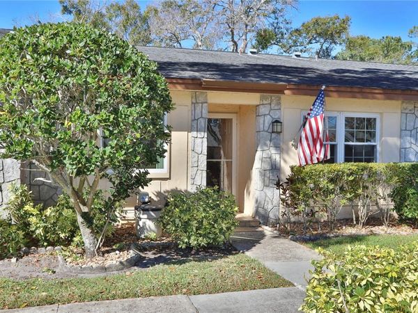 880 MACLAREN DRIVE N, Unit B, PALM HARBOR, FL 34684